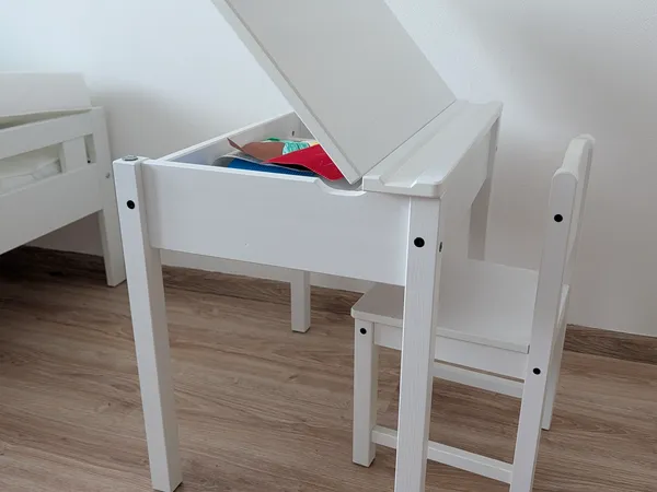 SUNDVIK children's desk + 2x SUNDVIK children's chair